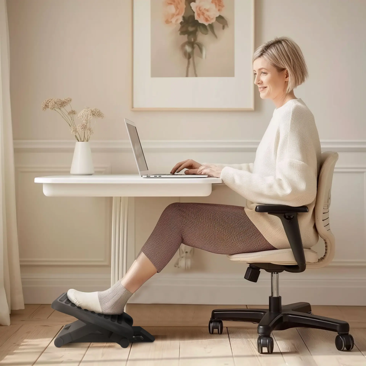 Ergonomic Adjustable Footrest — Ultimate Comfort for Work &amp; Relaxation